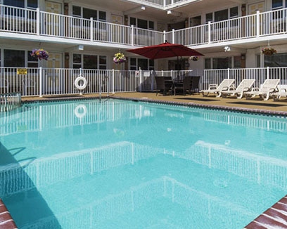 Esplanade Suites